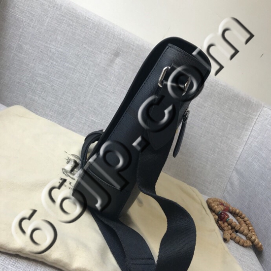 バーバリーバッグ側面デザイン